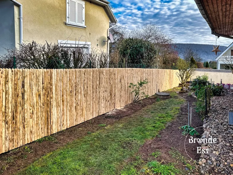 Clôture en Panneaux Jointifs en Bois Naturel 