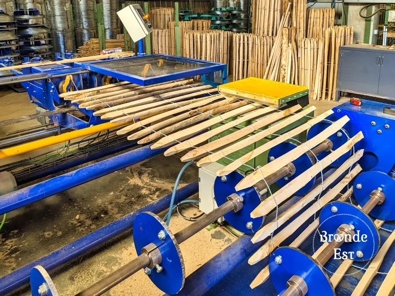 FABRICATION ROULEAU GANIVELLE CHATAIGNIER