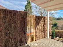 Pose d'un brise-vue en bois pour terrasse à Colmar